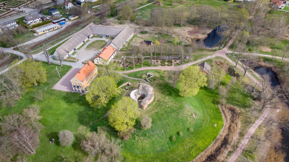 Drönarbild över Slottsparken.