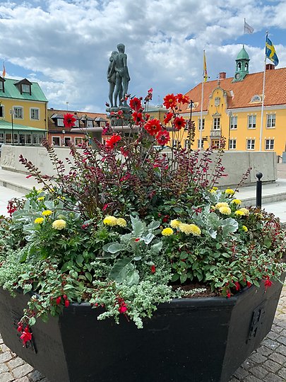 Urna på Stortorget. Foto: Sölvesborgs kommun.